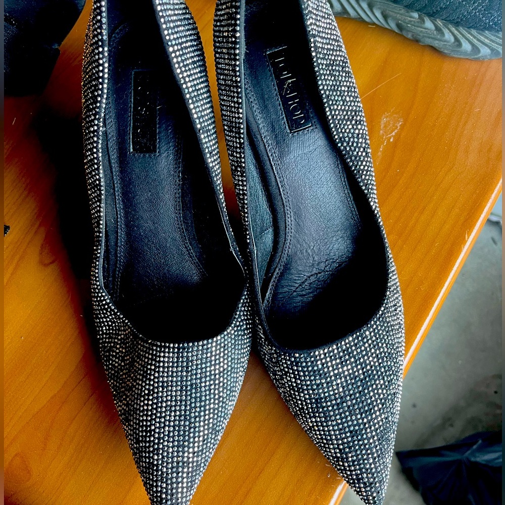 Black beaded top shop heels size 10.5